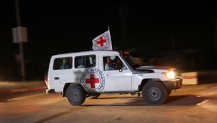 &bdquo;Hamas&ldquo; įkaitų perdavimas Raudonajam Kryžiui