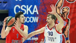 Nando De Colo ir Zoranas Dragičius