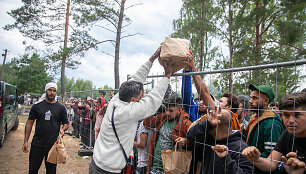 Migrantų kasdienybė Rūdninkų poligone