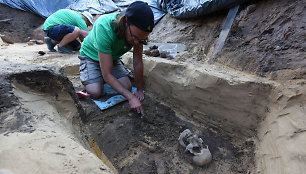 Archeologiniai tyrimai Gedimino pilies kalno aikštelėje