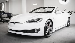 &bdquo;Tesla Model S&ldquo; kabrioletas 