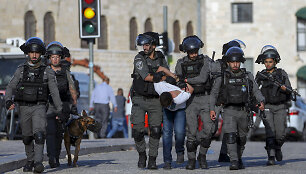 Izraelio pareigūnai sulaiko palestinietį