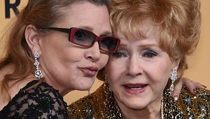 Carrie Fisher ir Debbie Reynolds (2015 m. sausis)