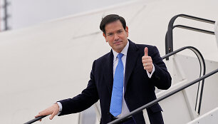Alex Brandon / via REUTERS