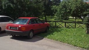 „Audi 80“