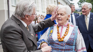 Vytautas Landsbergis su žmona Gražina Ručyte-Landsbergiene