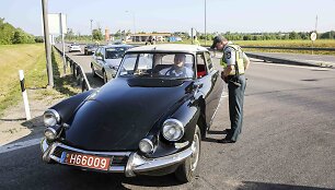 Rytinis kelių policijos reidas