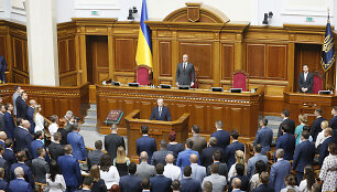 Į pirmąjį posėdį susirinko naujos sudėties Ukrainos parlamentas