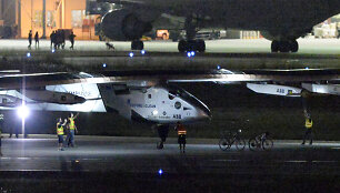 &bdquo;Solar Impulse 2&ldquo; sėkmingai nusileido Nagojoje.