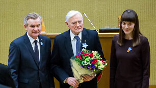 Valdas Adamkus