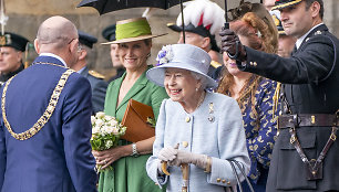 Karalienė Elizabeth II atvyko į Škotiją dalyvauti karališkųjų renginių savaitėje