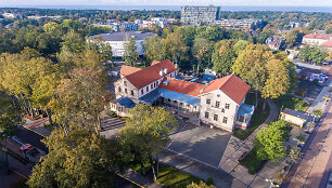 Kurhauzas