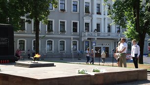 Meras J.Sartauskas kalba antrosios sovietinės &Scaron;iaulių okupacijos minėjime.
