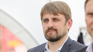 Konservatorius V.Urbonavičius traukiasi iš Vilniaus tarybos, suspenduoja narystę TS-LKD