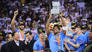 Stephonas Marbury su &bdquo;Ducks&ldquo; ekipa