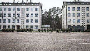 &Scaron;auktinių savanorių pirmoji diena