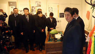 Kaune lankosi Japonijos ministras pirmininkas Shinzo Abe