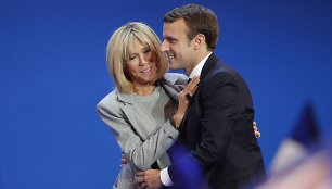 Emmanuelis Macron su žmona Brigitte Trogneux