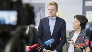 Remigijus &Scaron;ima&scaron;ius ir Evalda &Scaron;i&scaron;kauskienė