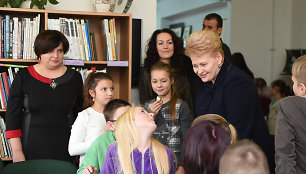 Dalia Grybauskaitė Naujosios Vilnios bibliotekoje