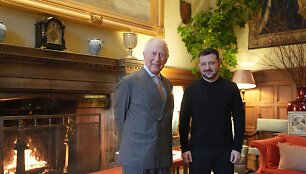 Didžiosios Britanijos karalius Karolis III ir Ukrainos prezidentas Volodymyras Zelenskis 