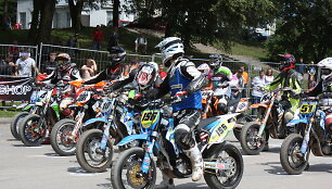 &bdquo;Supermoto&ldquo; varžybų motociklai