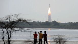 Indi&scaron;kos raketos PSLV-C38 startas