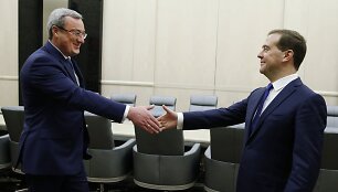 Viačeslavas Gaizeris (kairėje) su Dmitrijumi Medvedevu
