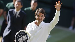 Pelningiausi pasaulio sportininkų vardai – Rogeris Federeris ir Tigeris Woodsas