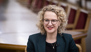 Au&scaron;rinė Armonaitė