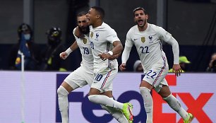 Kairmas Benzema, Kylianas Mbappe ir Theo Hernandezas