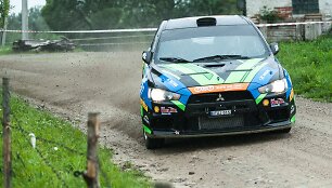 Martyno Samuičio ir Ramūno &Scaron;aučikovo ekipažas