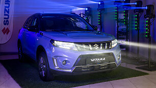Hibridinis &bdquo;Suzuki Vitara&ldquo; modelis
