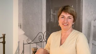 Dailėtyrininkė dr.Dalia Klajumienė