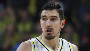 Nando De Colo