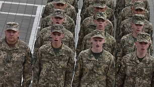 Ukraina teigia bendradarbiaujanti su JAV po to, kai Kongresas nutraukė pagalbos teikimą