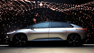 &bdquo;Faraday Future&ldquo; pristatė elektromobilį FF-91