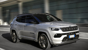 Atnaujintas „Jeep Compass“