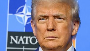 Donaldas Trumpas NATO susitikime Hagoje 