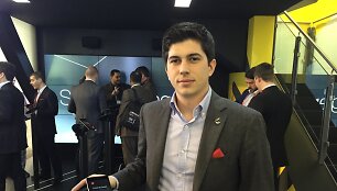 Javieras Aguera parodoje Mobile World Congress pristato Blacphone