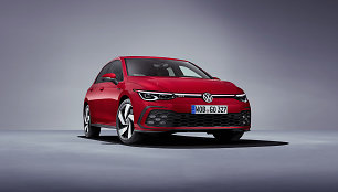 „Volkswagen“ Ženevoje parodys sportiškiausius „Golf“ modelius: GTI, GTD, GTE