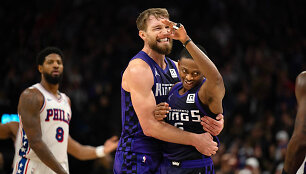 Domantas Sabonis ir De'Aaronas Foxas