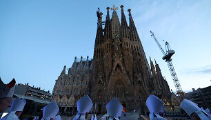 &bdquo;Sagrada Familia&ldquo; pamaldų metu / LLUIS GENE / AFP