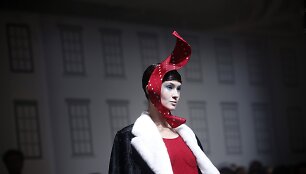 &bdquo;Thom Browne&ldquo; 2016 m. rudens-žiemos kolekcijos modelis