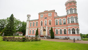 Byrinių pilis