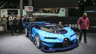 &bdquo;Bugatti Vision Gran Tourismo&ldquo; Frankfurto automobilių parodoje