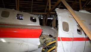 Prie Smolensko sudužusio lėktuvo nuolaužos
