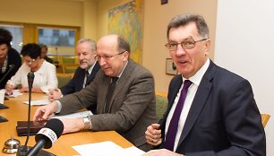 Algirdas Butkevičius dalyvauja TS-LKD frakcijos posėdyje