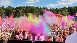 The Color Run bėgimo spalvų vakarėlis