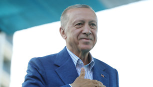 R.T.Erdoganas prisaikdintas trečiajai Turkijos prezidento kadencijai